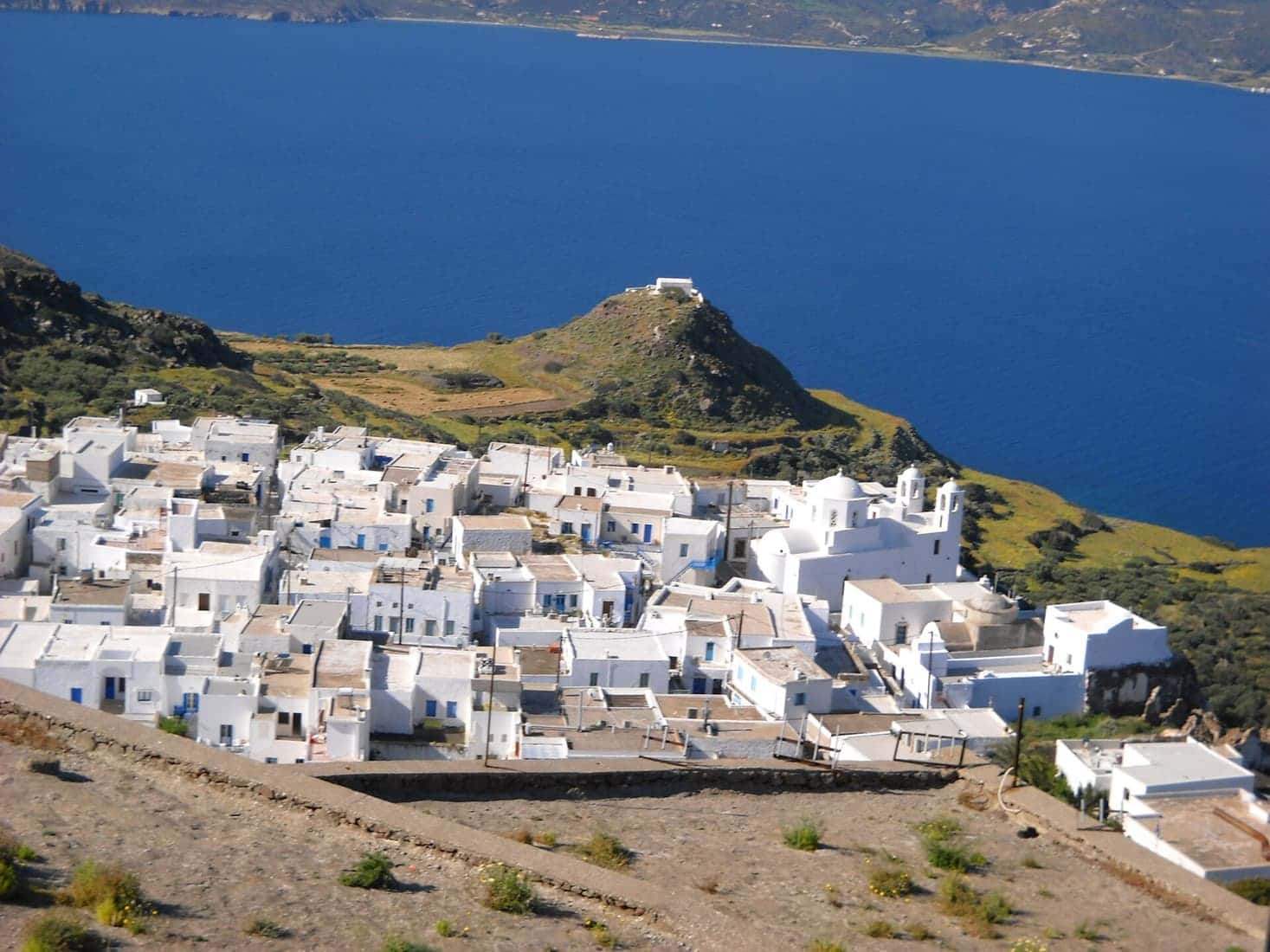 منظر لـMilos