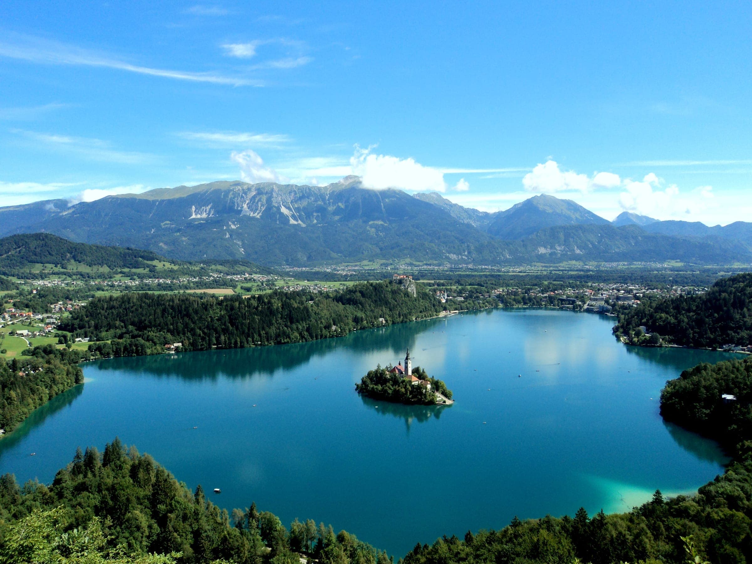 الصيف, منظر لـLake Bled