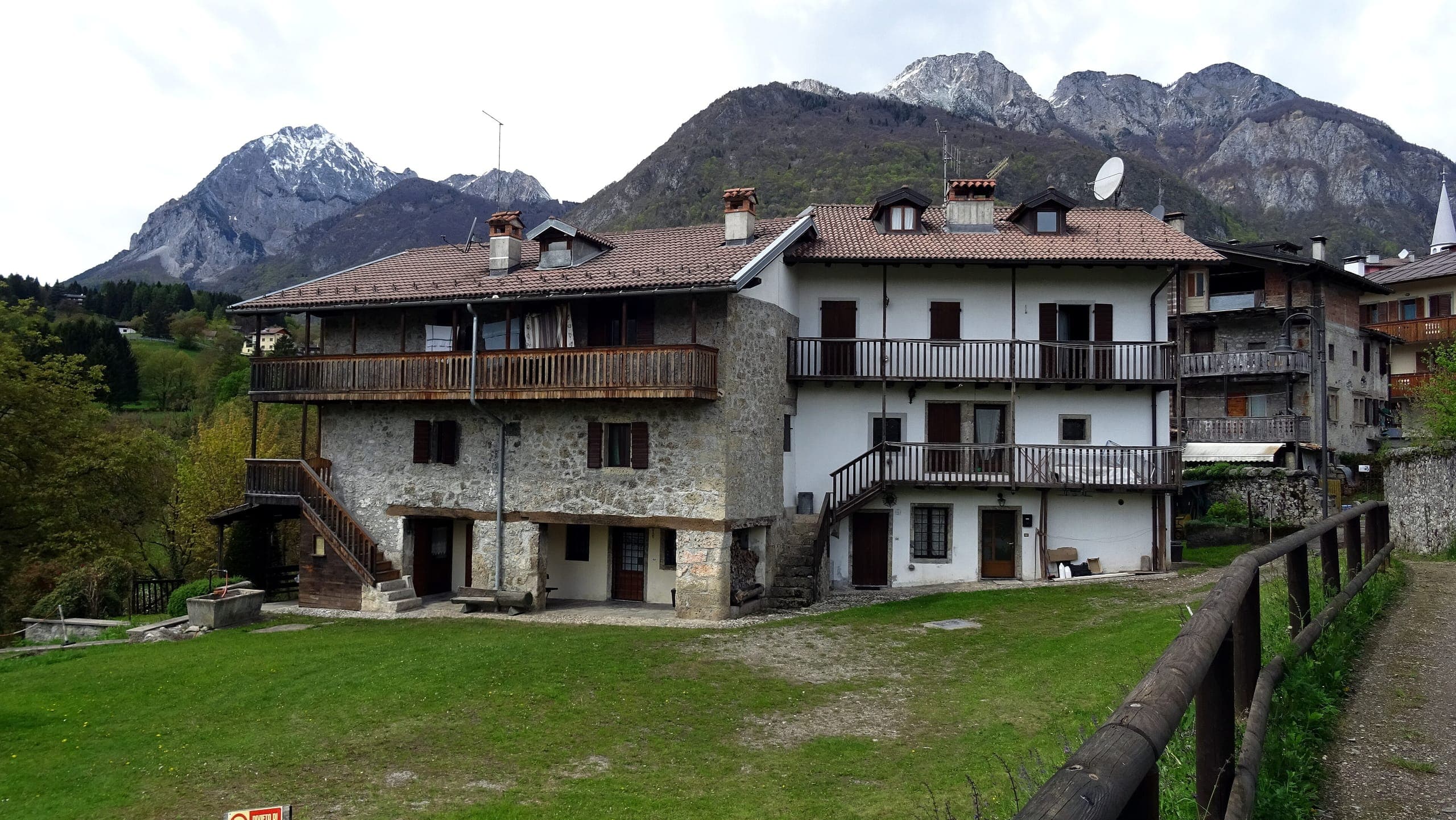 Primavera, Vista de Cortina d'Ampezzo