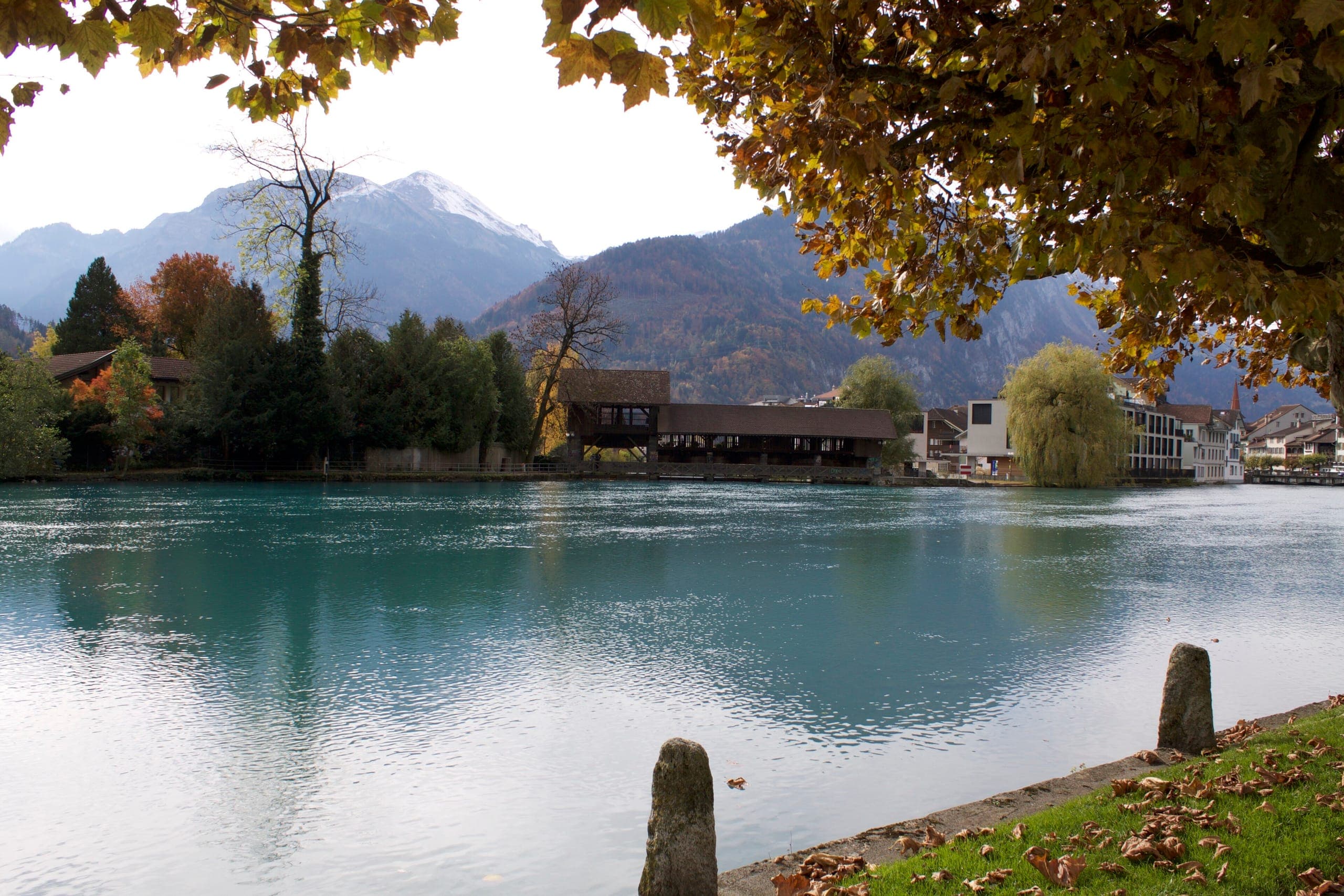 الخريف, منظر لـInterlaken