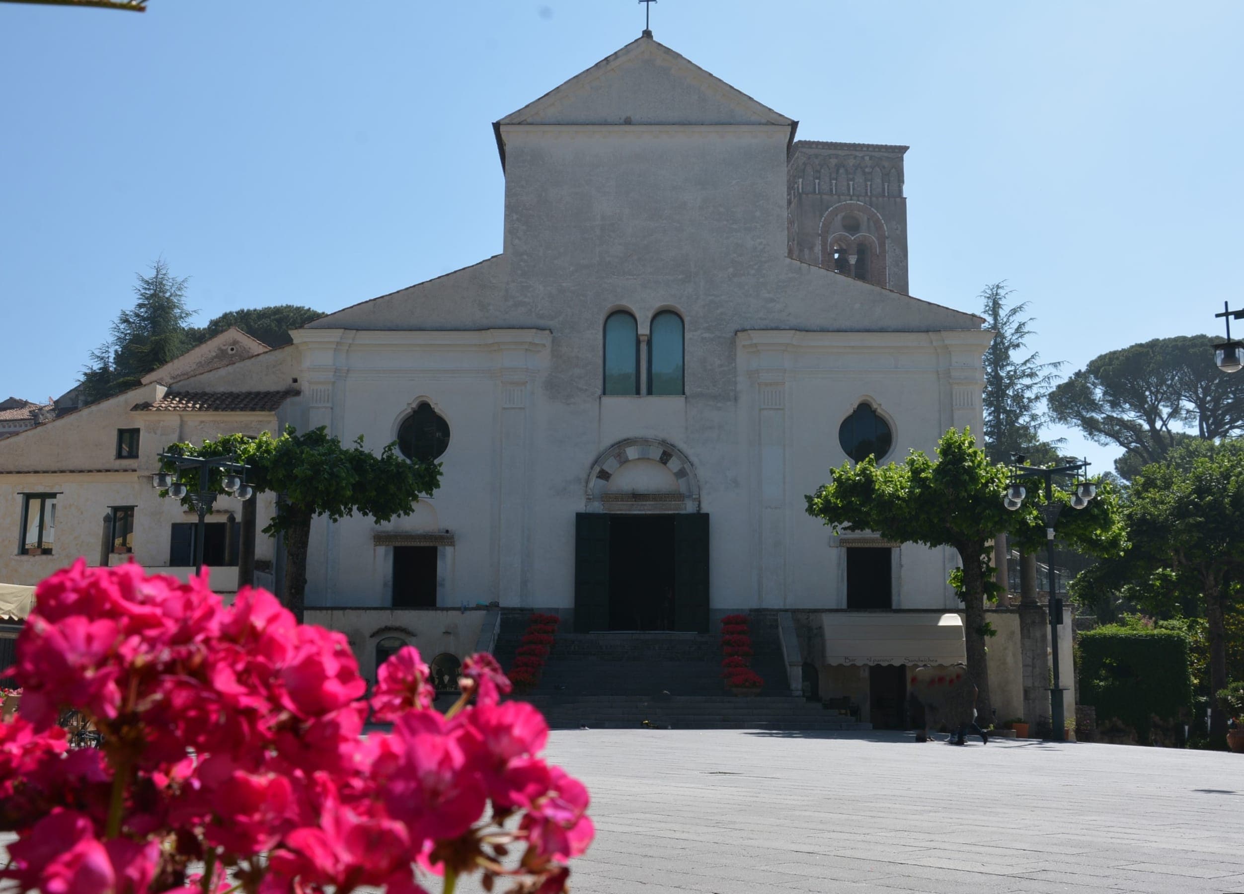 الربيع, منظر لـRavello